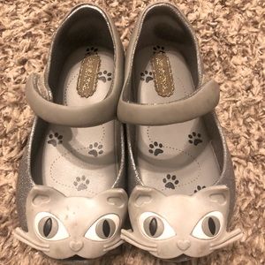 Mini Melissa toddler size 7 silver cat shoes